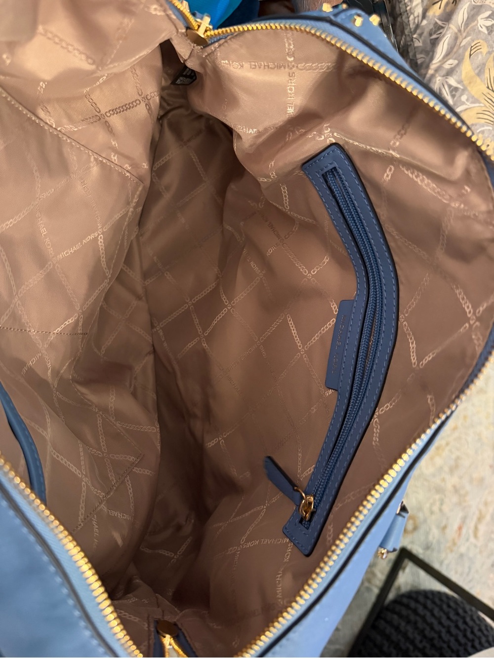 Michael Kors bag - Picture 7 of 7
